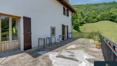 Rustic farmhouse in Oiz photo 5