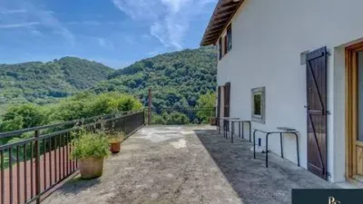Rustic farmhouse in Oiz photo 7