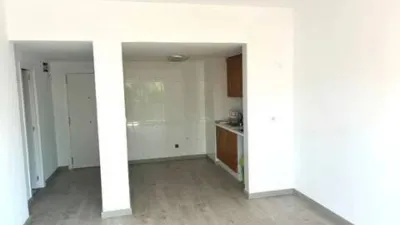 Piso en venta en Calle Paseo Gregal-Pj Tipic No Number, Castelló d'Empúries de 160.000 €