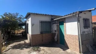 Chalet en venta en Patrocinio de San José-Talavera La Nueva-Gamonal, Patrocinio de San José-Talavera la Nueva-Gamonal (Talavera de la Reina) de 79.900 €