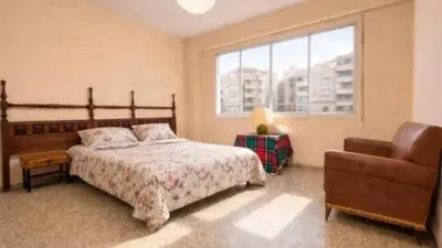 Apartment in Campanar photo 11
