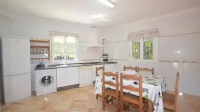 Chalet en alquiler en Calle Avenida 28 de Febrero, 70, Conil de la Frontera de 900 €<span>/mes</span>