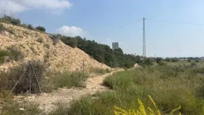 Terreno en venta en Matola-La Foia-Las Bayas-La Marina - Vista 3