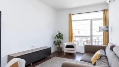 Piso en alquiler en El Raval - Imagen 2