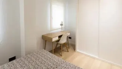 Piso en alquiler en Jerónimos - Imagen 7