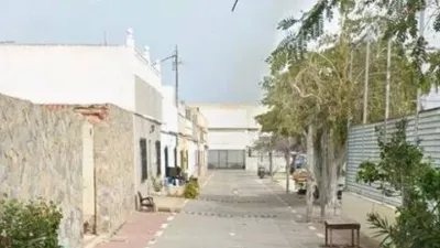 Semi-detached house in Florida-Ciudad de Asís photo 9