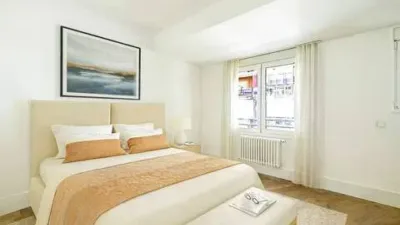 Apartment at Calle de Casado del Alisal, 9 photo 6