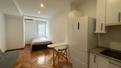 Piso en alquiler en Castellana - Imagen 2