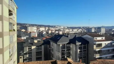 Piso en venta en Avenida de Portugal, 150, cerca de Calle de Nicomedes Pastor Díaz, A Carballeira (Ourense Capital)