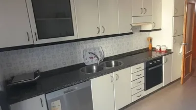 Piso en venta en Avenida de Portugal, 150, cerca de Calle de Nicomedes Pastor Díaz, A Carballeira (Ourense Capital)