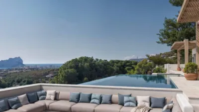 Chalet in La Fustera photo 6