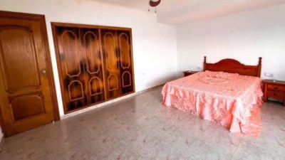 Apartment on Calle del Maestro Parada photo 18