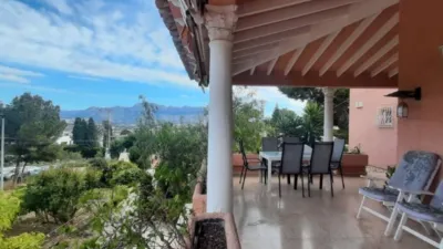Chalet in L'Alfàs del Pi photo 8