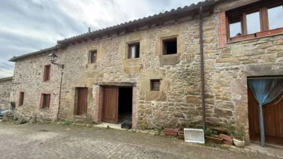 Terraced house in San Miguel de Meruelo photo 2