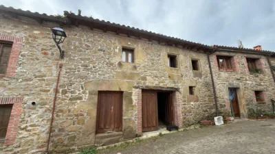 Terraced house in San Miguel de Meruelo photo 7