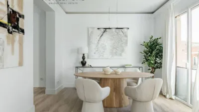 Apartment in Listing photo 4