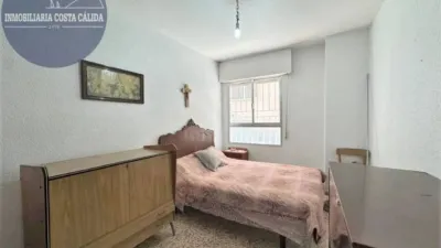 Apartment on Calle de Ramón y Cajal photo 10