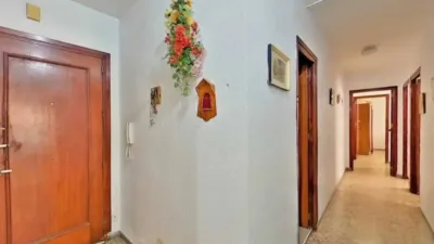 Apartment on Calle de Ramón y Cajal photo 14