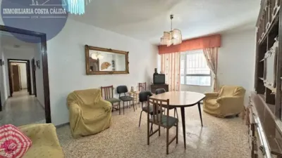 Apartment on Calle de Ramón y Cajal photo 2