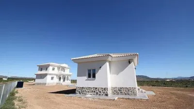 Chalet in Camarillas photo 18