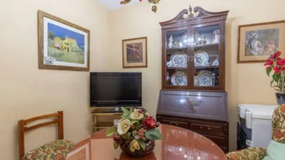 Apartment in Figueres-San Antón photo 11