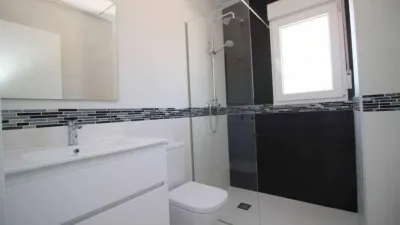 Chalet in Camarillas photo 11