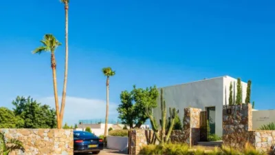 Casa – San Miguel de Salinas - Vista 2