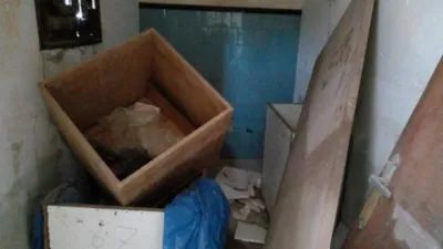 Pis – San Fulgencio, Poligono Industrial Los Moras - Més