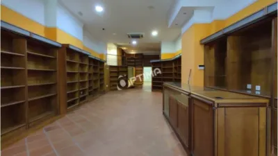 Local comercial en alquiler en Santiago de Compostela - Vista 3