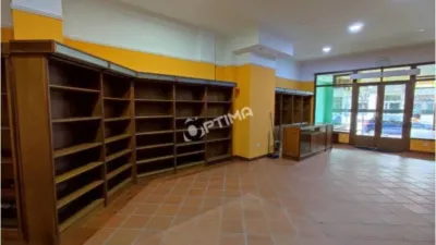 Local comercial en alquiler en Santiago de Compostela - Més