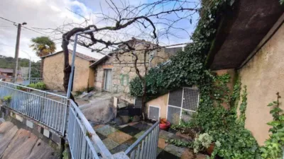 House in A Carballeira (San Cibrao Das Viñas) photo 35