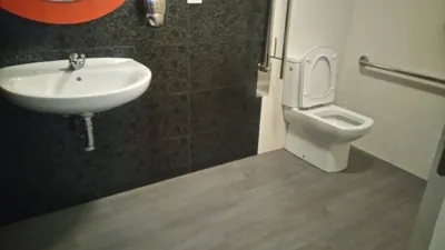 Local comercial en venta en Castiñeiriño - Vista 4