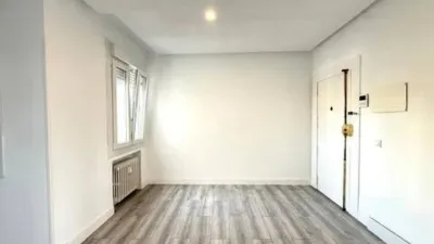 Piso en alquiler en Cuatro Caminos - Imagen 3