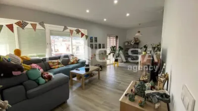 Flat in Santa Coloma de Gramenet photo 2