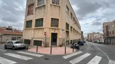 Terreno en venta en Crevillent - Más