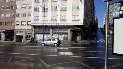 Local comercial en alquiler en Ensanche - Vista 2