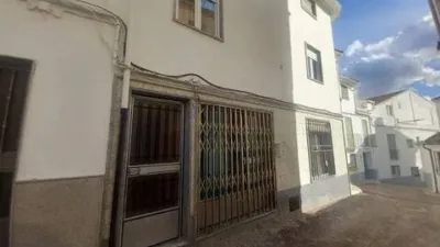 Townhouse in Castillo de Locubín photo 2