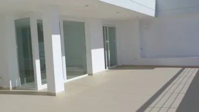 Pis – Altea, Urbanització Serra d'Altea - Més
