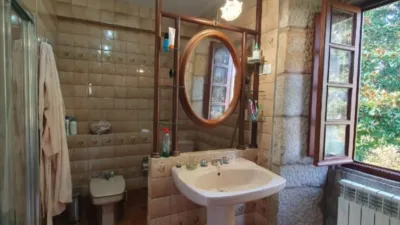 House in Esparis photo 11