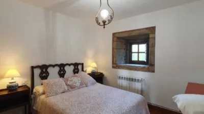 House in Esparis photo 27