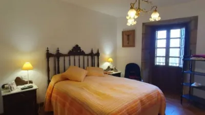 House in Esparis photo 34