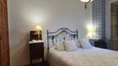 House in Esparis photo 36