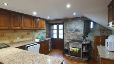House in Esparis photo 57