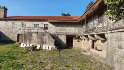 Casa en venta en Esparis - Más