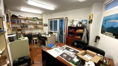 Local comercial en venta en Agra Do Orzán-O Ventorillo - Más