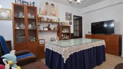 Piso en venta en Calle Calle Abejar No Number, Número 39 - Més