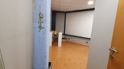 Local comercial en alquiler en Campus Sur-Santa Marta - Más