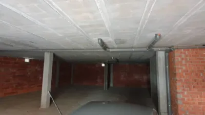 Local comercial en venta en Adoufe - Más