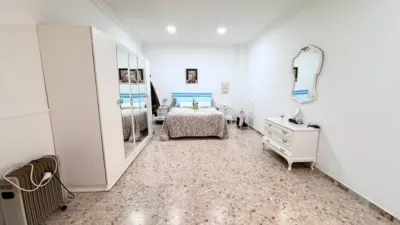 Terraced house on Calle Vespasiano photo 7