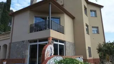 Chalet in Cervelló photo 2